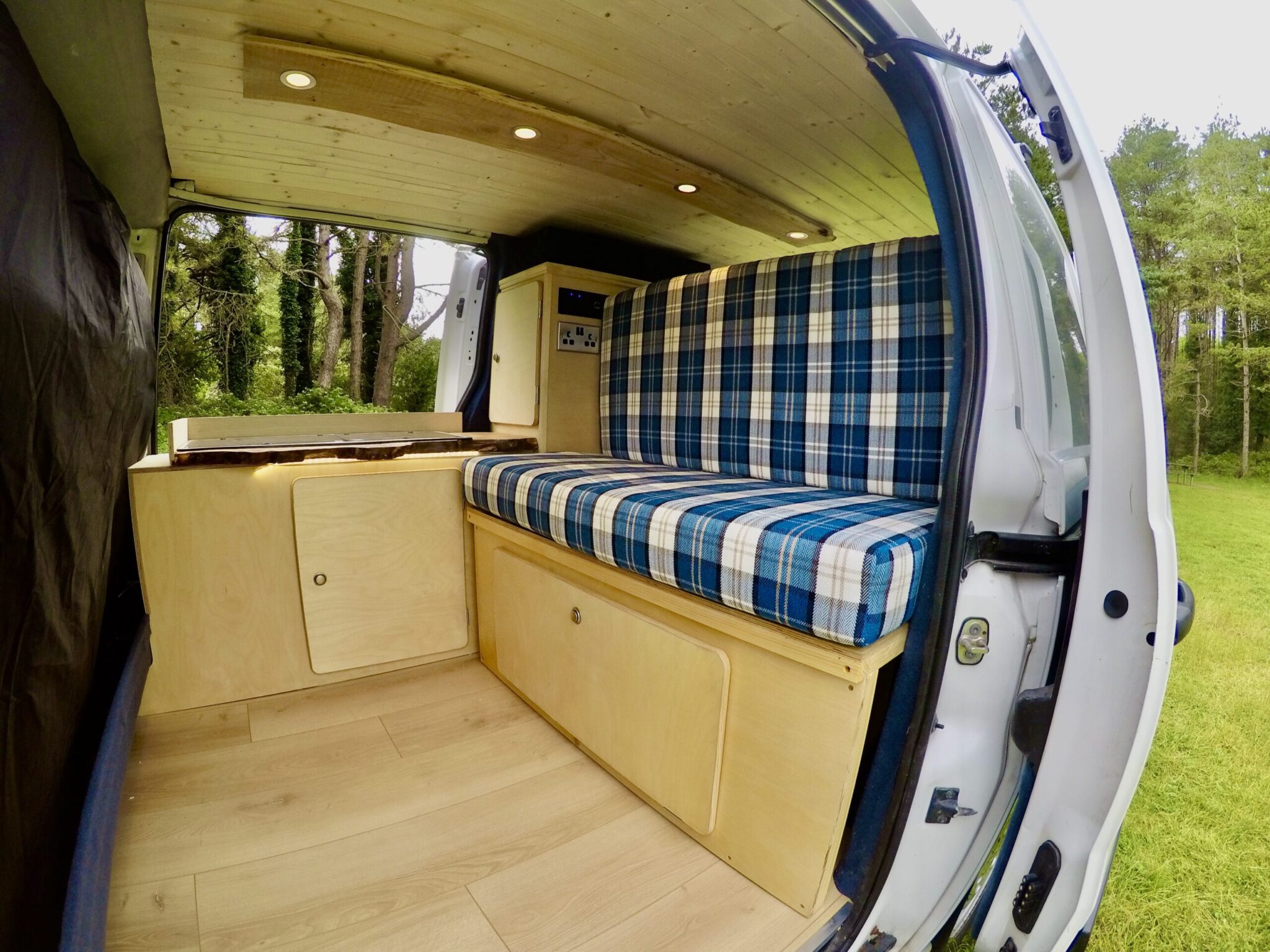 Carpenter's Beautifully Crafted Bespoke Campervan ⋆ Quirky Campers