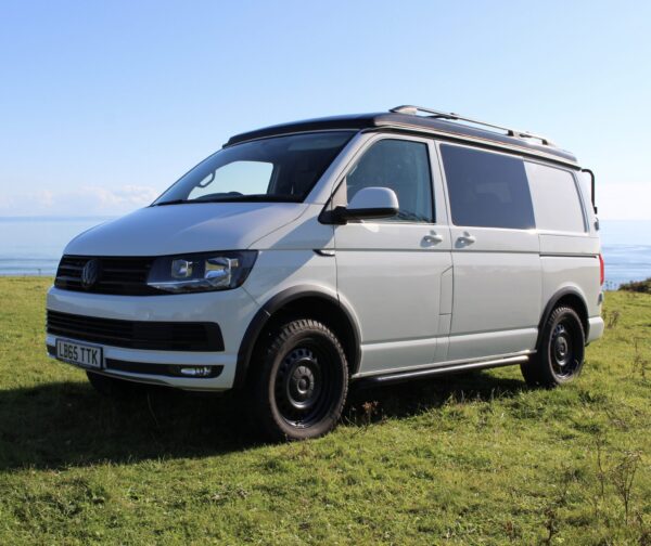 SWAMPER VW T6 Campervan ⋆ Quirky Campers