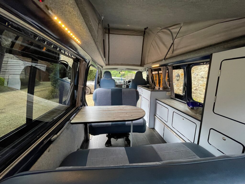 TOYOTA HIACE JAPANESE IMPORT POP TOP CAMPER 4 BERTHS AND 7 BELTED SEATS ...