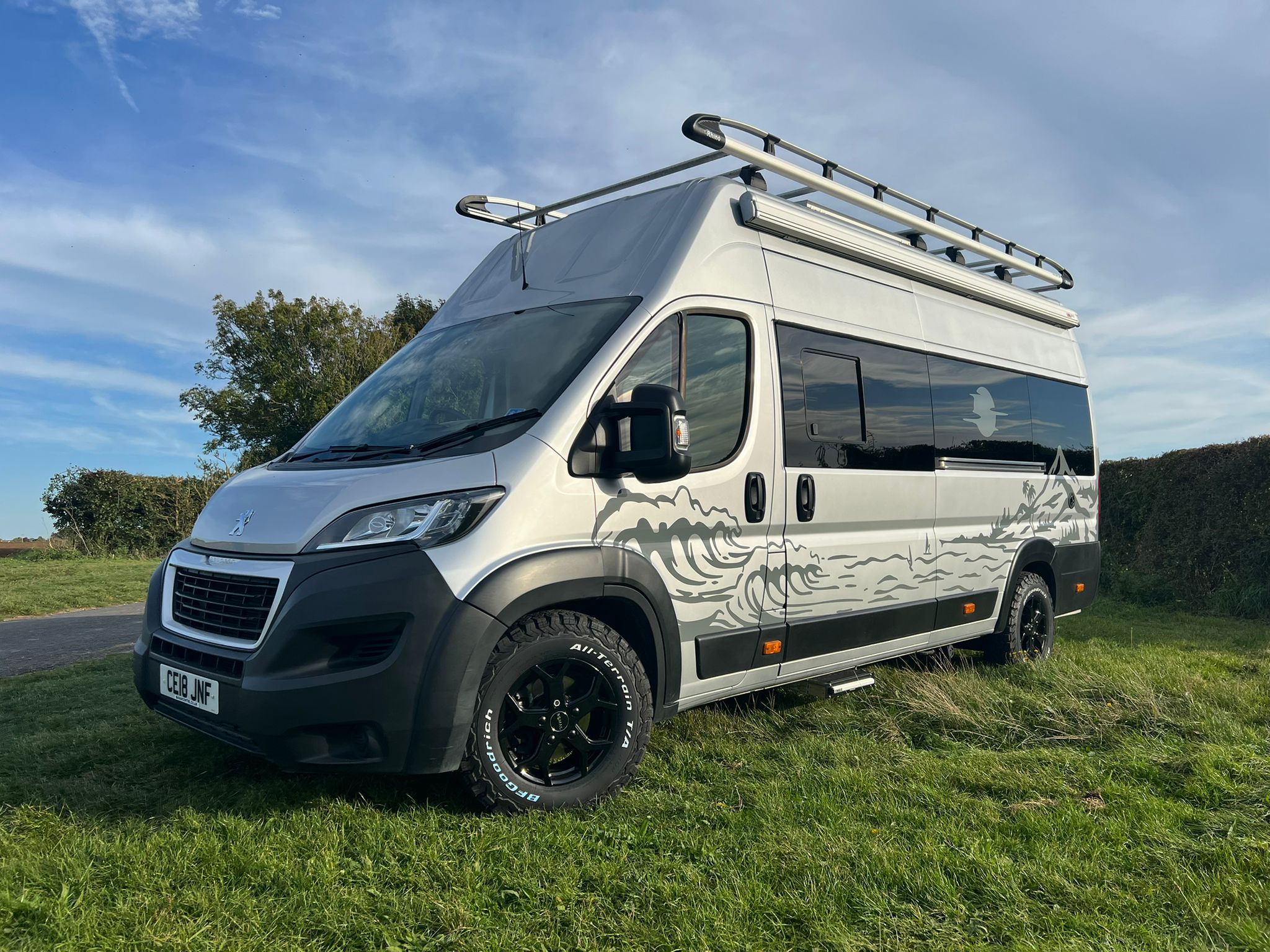 Peugeot Boxer tyres from the van experts - 4x4 Tyres