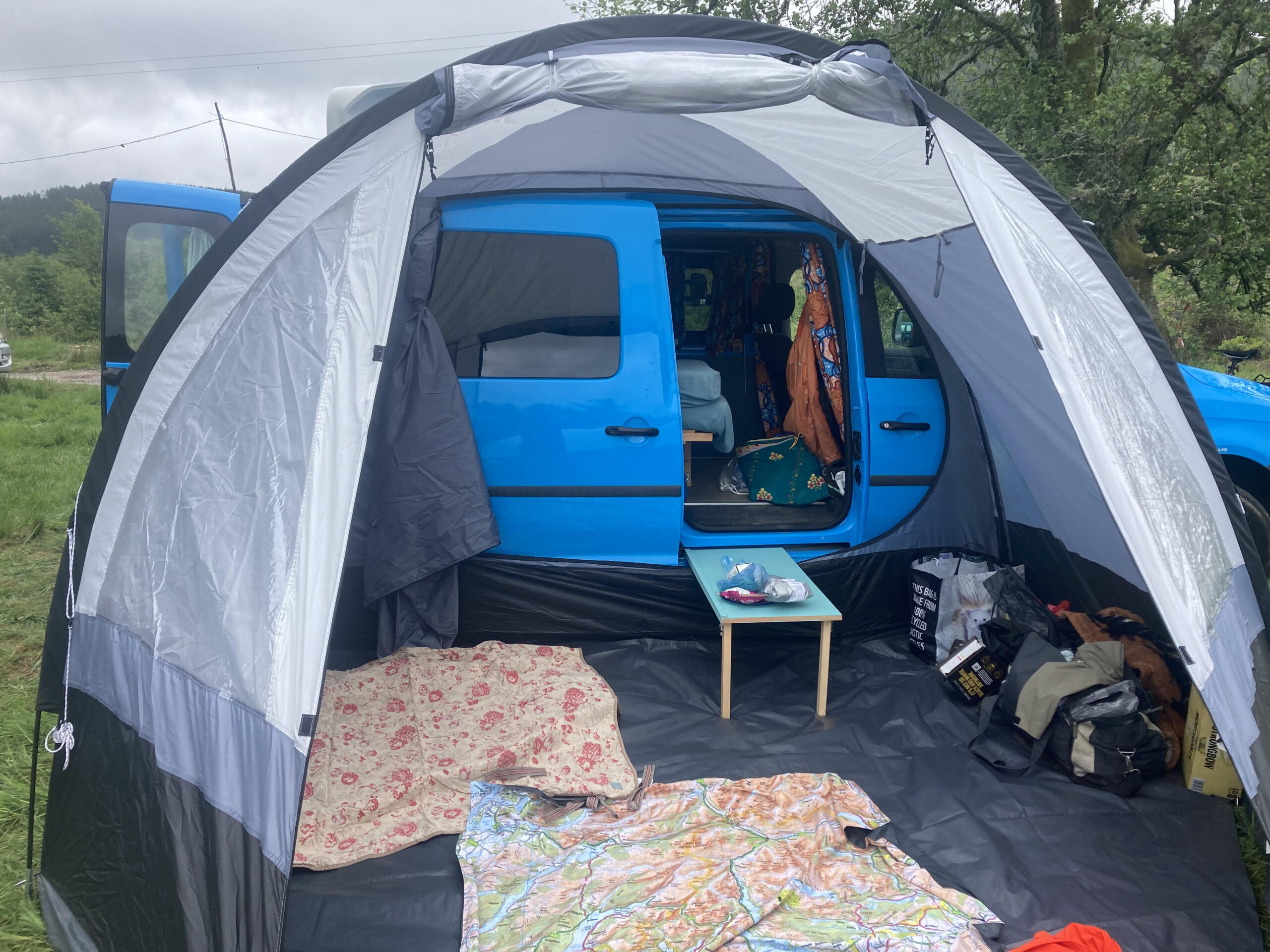 2015 VW Caddy Maxi Micro-camper awning